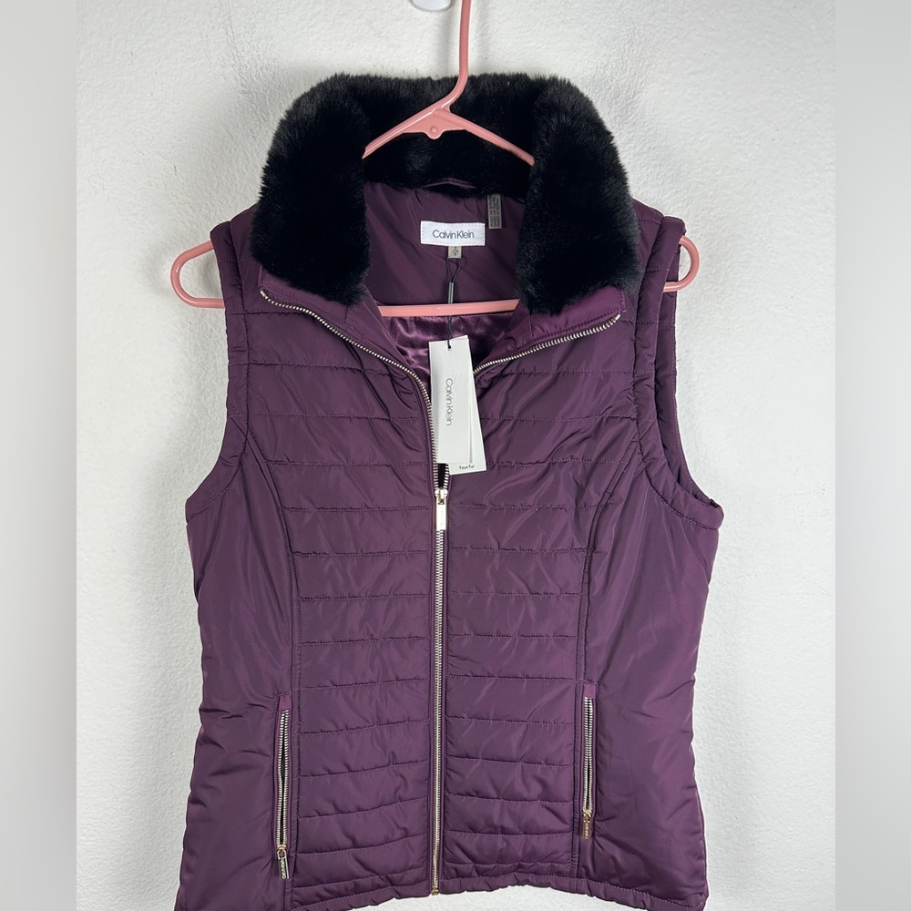 Calvin Klein Sleeveless Faux puffer Fur Vest Jacket Maroon Women's Small NWT